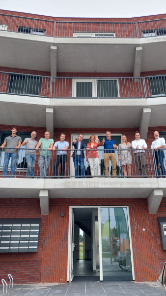 Lloydsterras Veendam oplevering 